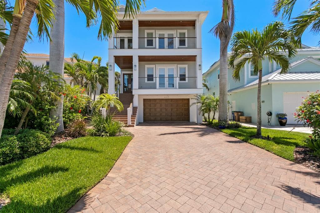 443 18TH AVENUE INDIAN ROCKS BEACH, FL 33785