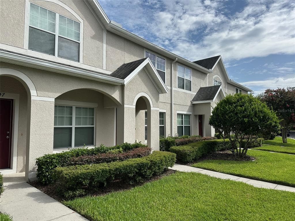 15945 FISHHAWK VIEW DRIVE LITHIA, FL 33547