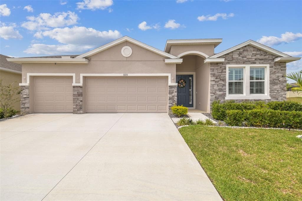 32231 CONCHSHELL SAIL STREET WESLEY CHAPEL, FL 33545