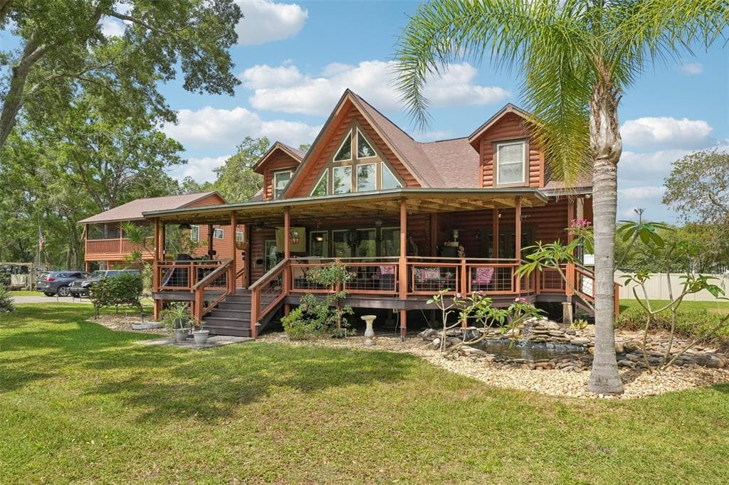 5817 MYRTLE LANE TAMPA, FL 33625