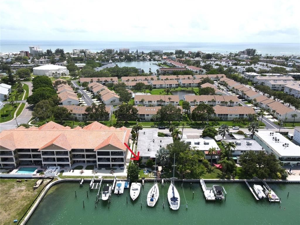 12175 3RD STREET E UNIT 2 TREASURE ISLAND, FL 33706