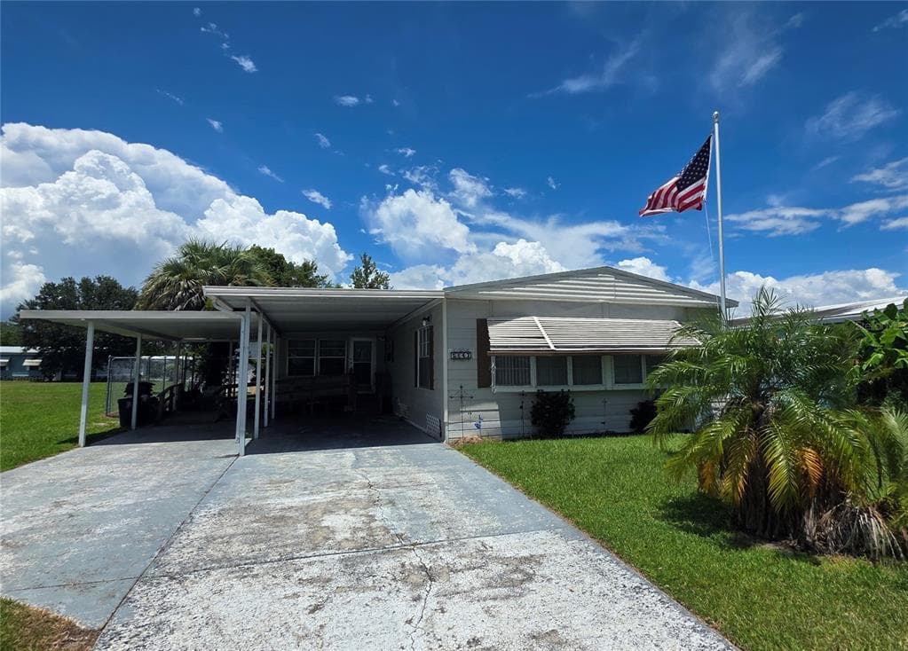 5647 ARROWHEAD DRIVE ZEPHYRHILLS, FL 33542