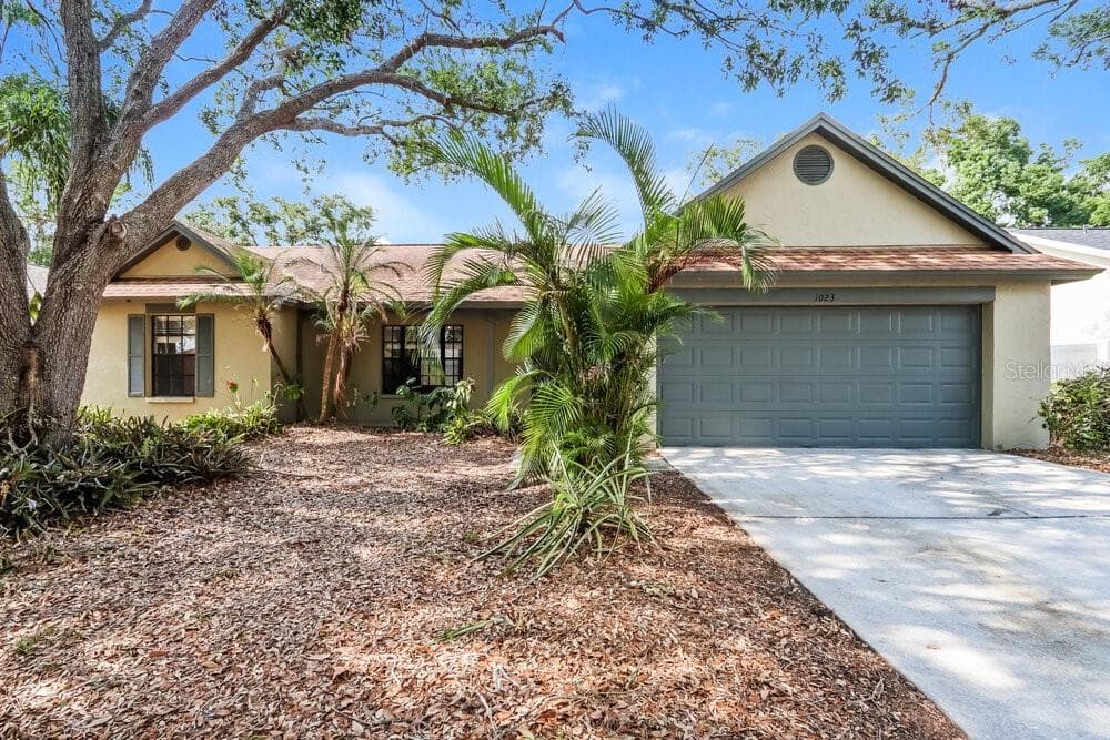 1023 MALLETWOOD DRIVE BRANDON, FL 33510