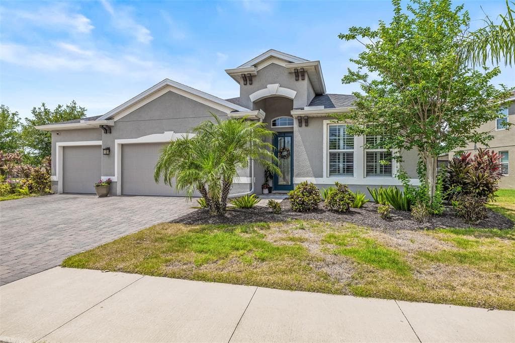 11322 LAKE LUCAYA DRIVE RIVERVIEW, FL 33579