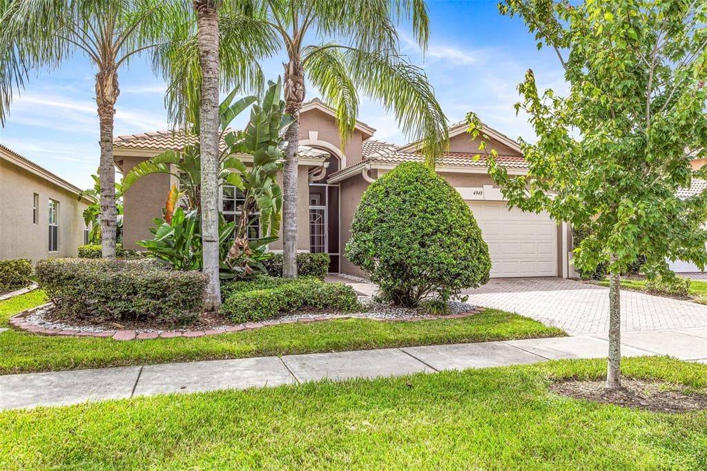 4949 SANDY BROOK CIR WIMAUMA, FL 33598