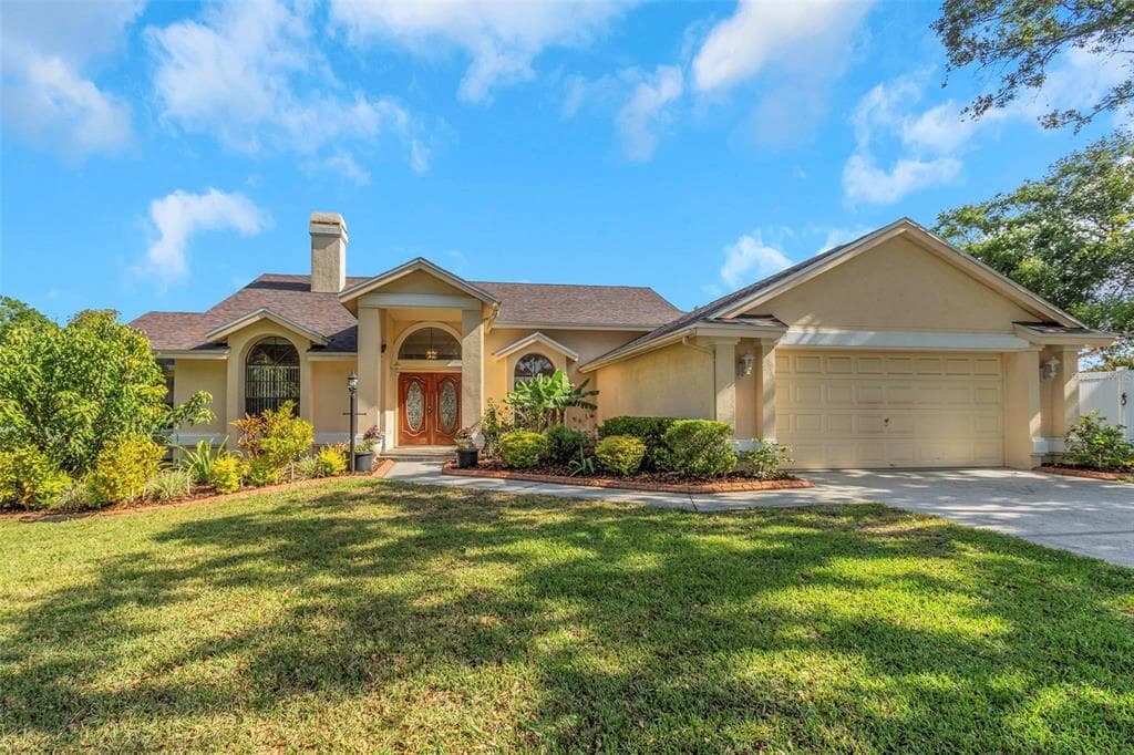 3908 LITHIA RIDGE BOULEVARD VALRICO, FL 33596