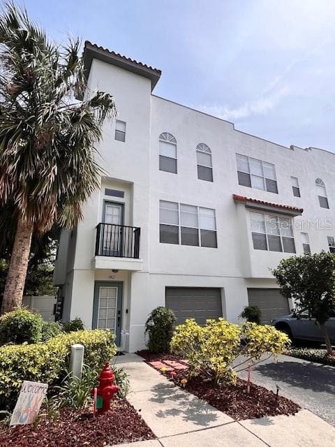 3102 TOSCANA CIRCLE TAMPA, FL 33611