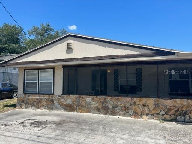 1204 W ALSOBROOK STREET PLANT CITY, FL 33563