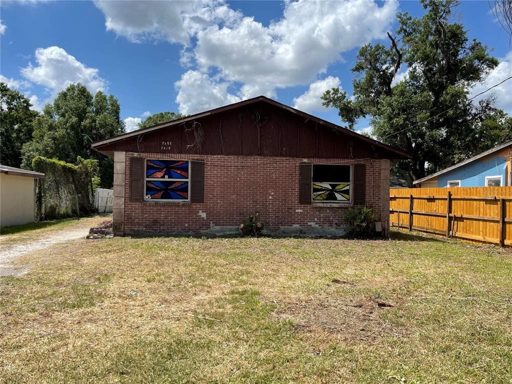 2610 TENNESSEE ROAD LAKELAND, FL 33815