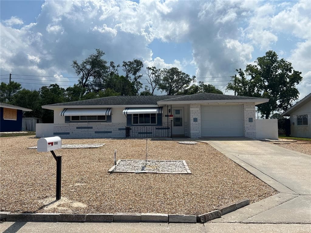 10502 LABURNUM DRIVE PORT RICHEY, FL 34668
