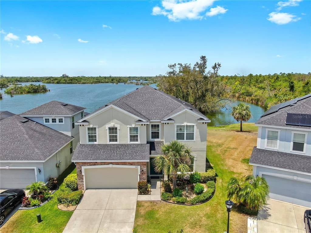 5040 INSHORE LANDING DRIVE APOLLO BEACH, FL 33572