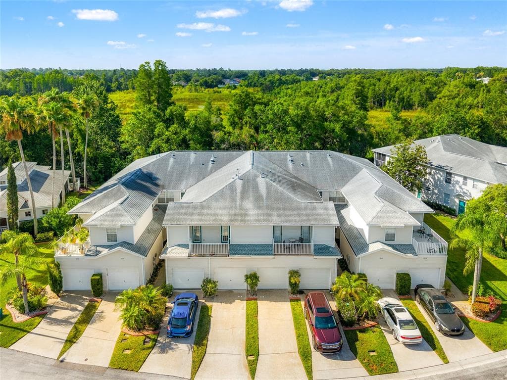 1936 HERON COVE DRIVE UNIT 104 LUTZ, FL 33549