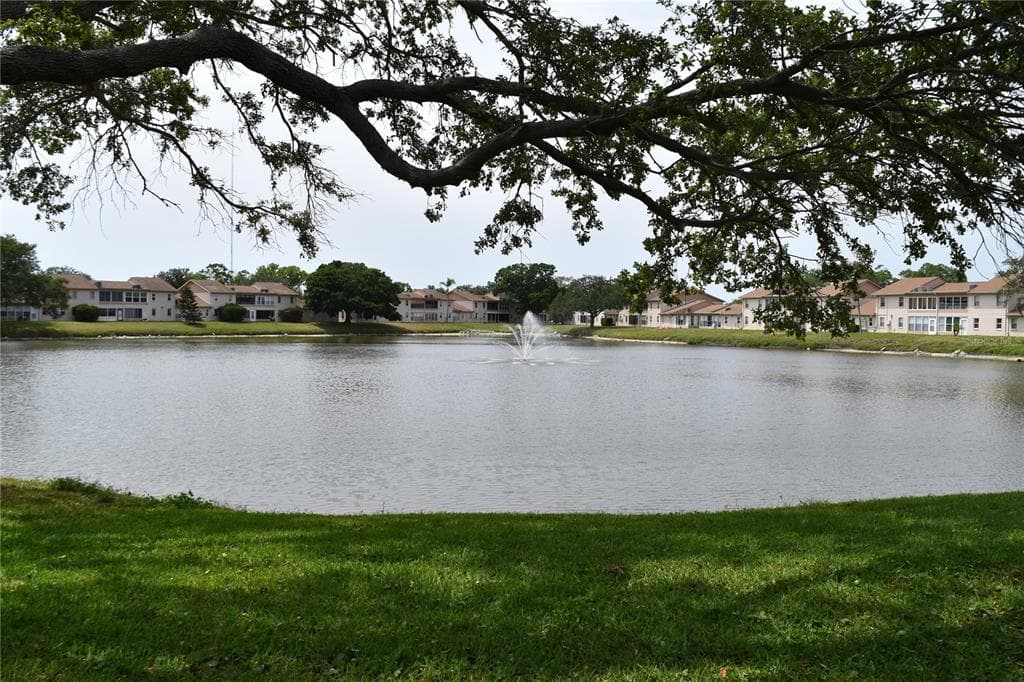 3861 SAILMAKER LANE UNIT 3861 HOLIDAY, FL 34691