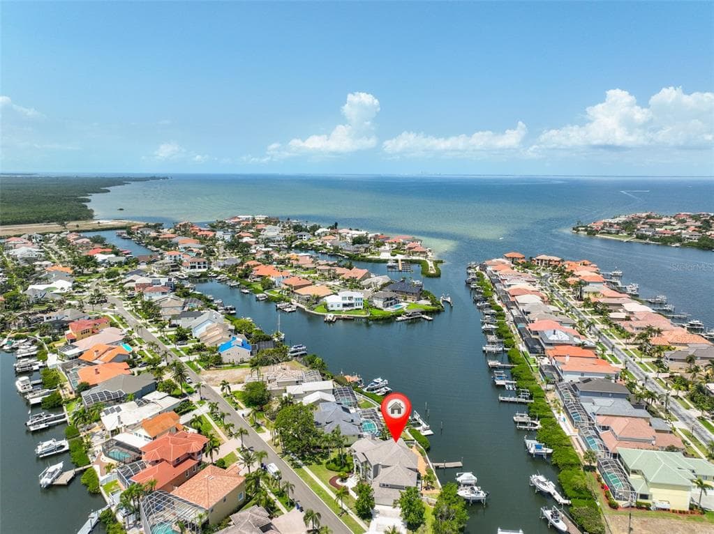 915 SYMPHONY ISLES BOULEVARD APOLLO BEACH, FL 33572