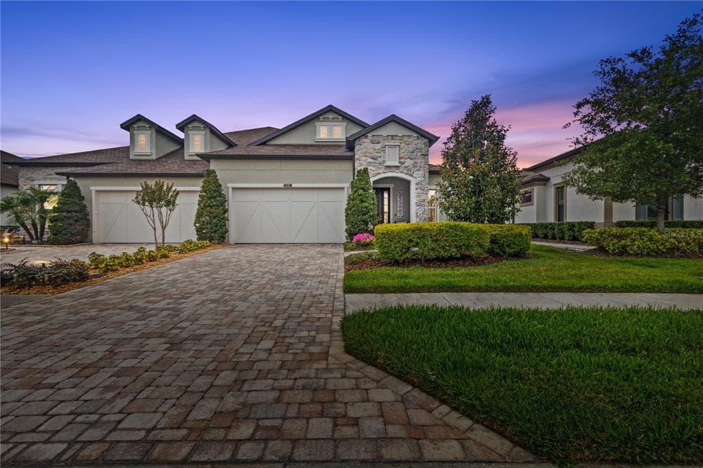 4195 BARLETTA COURT WESLEY CHAPEL, FL 33543