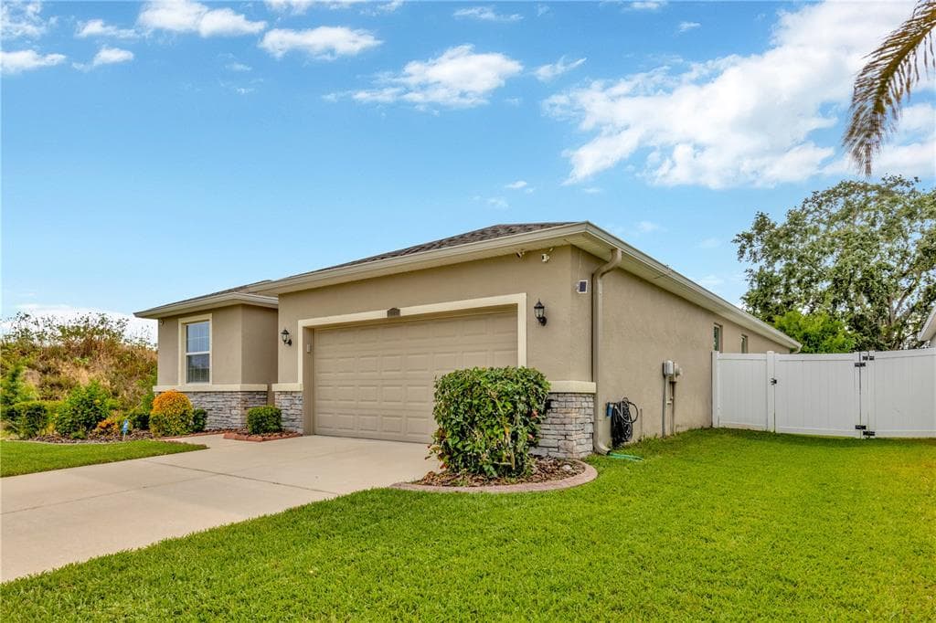 10434 SCENIC HOLLOW DRIVE RIVERVIEW, FL 33578