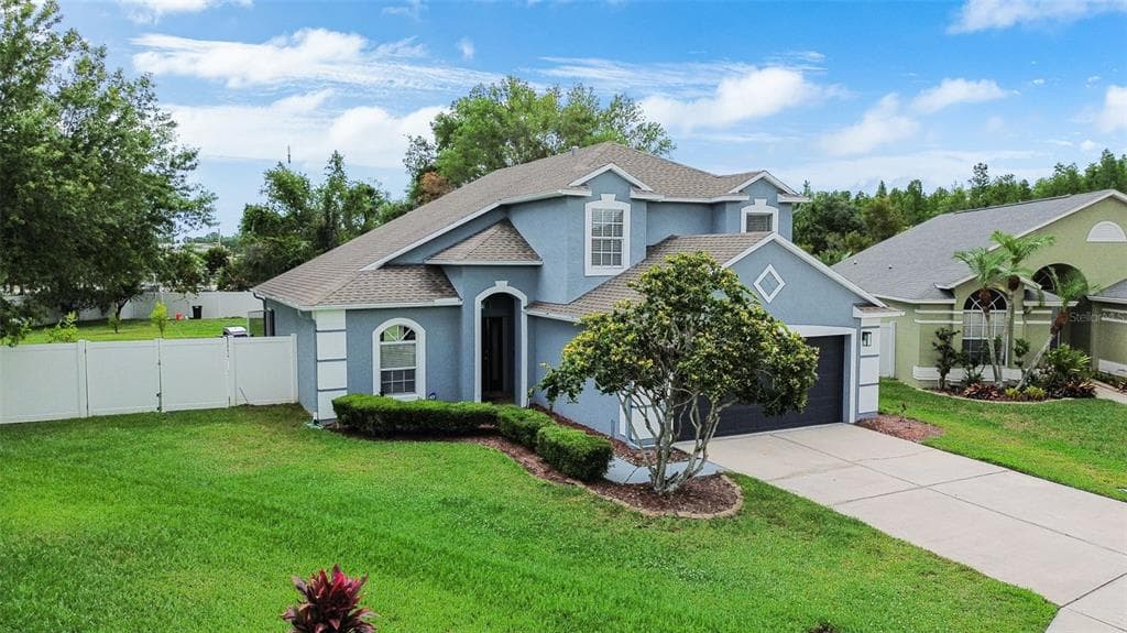 1948 GRENVILLE COURT WESLEY CHAPEL, FL 33543