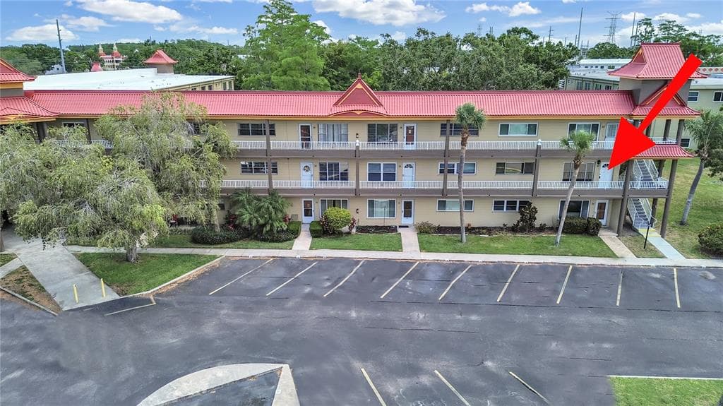 2402 ECUADORIAN WAY UNIT 40 CLEARWATER, FL 33763