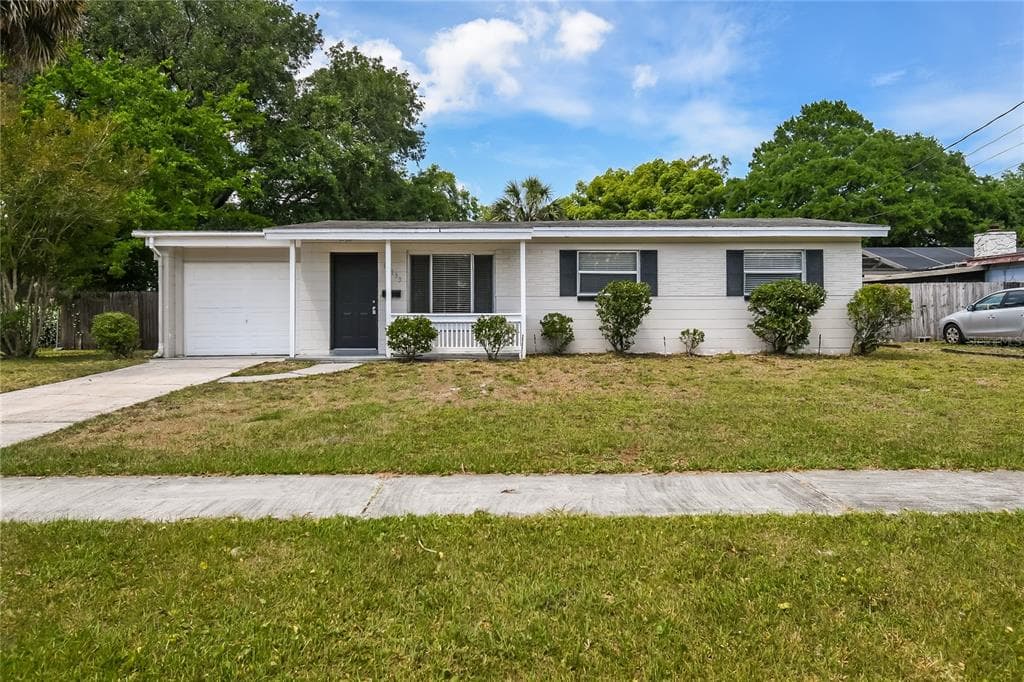 11733 SURFWOOD AVENUE JACKSONVILLE, FL 32246