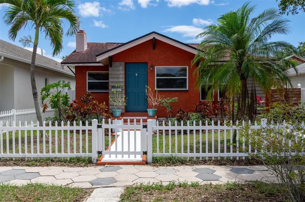 2640 14TH AVENUE N ST PETERSBURG, FL 33713