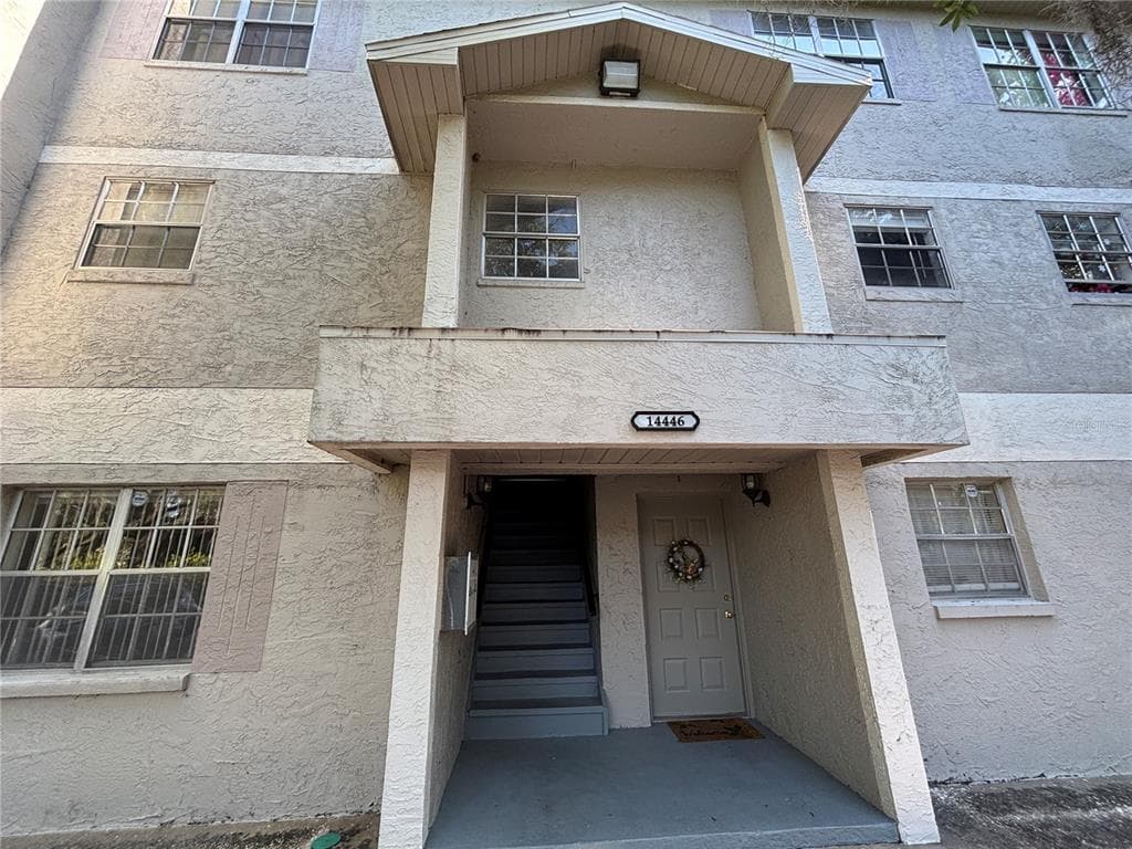 14446 REUTER STRASSE CIRCLE UNIT 3 TAMPA, FL 33613