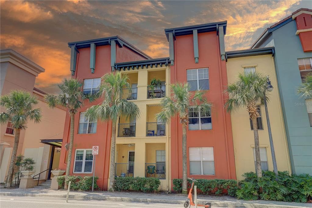 2402 AZEELE STREET W UNIT 412 TAMPA, FL 33609