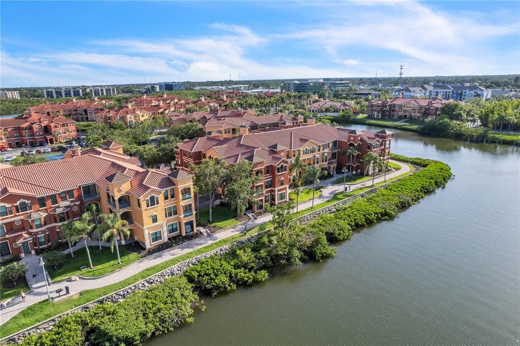 2730 VIA TIVOLI UNIT 322B CLEARWATER, FL 33764