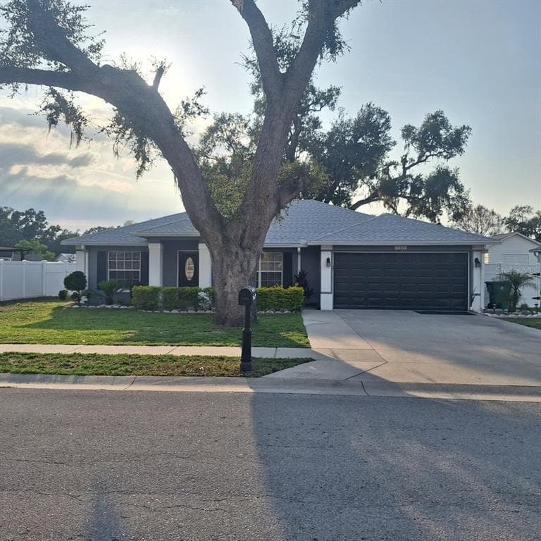 37535 LAUREL HAMMOCK DRIVE