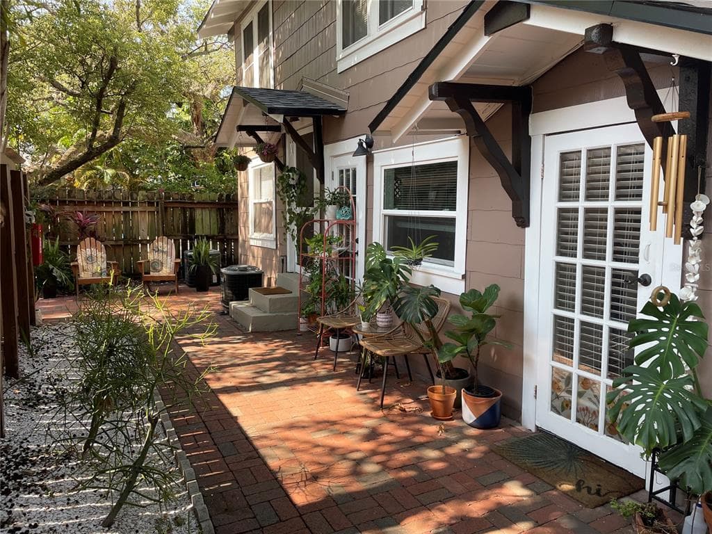 807 1/2 S FREMONT AVENUE UNIT Lower TAMPA, FL 33606