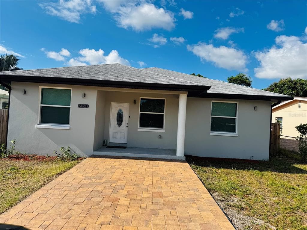 3194 58TH AVENUE N ST PETERSBURG, FL 33714