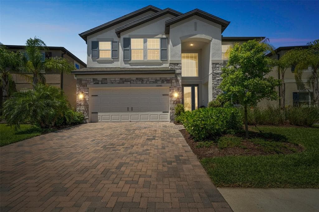 10945 SUNDRIFT DRIVE TAMPA, FL 33647