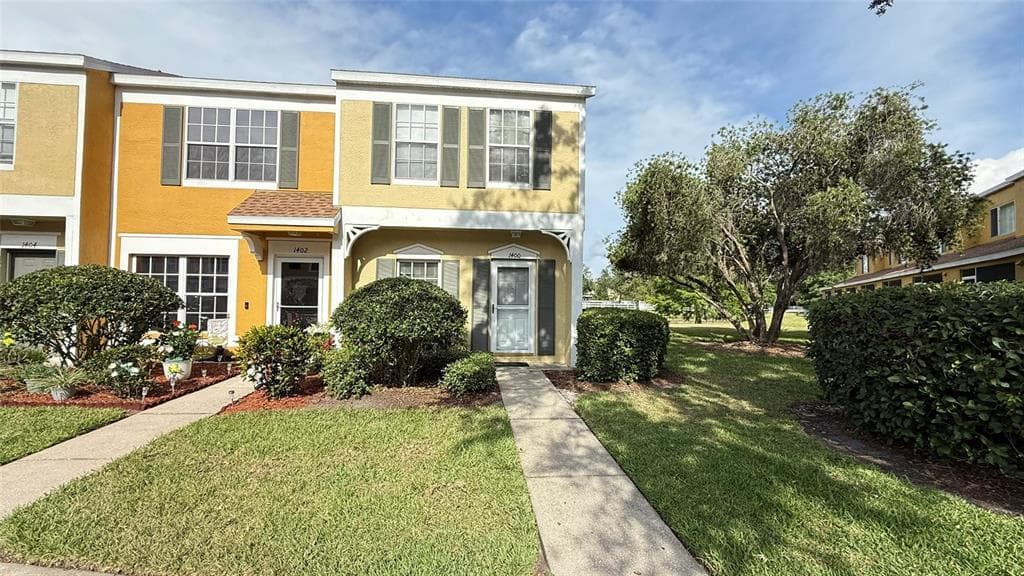 1400 COSTA MESA DRIVE WESLEY CHAPEL, FL 33543