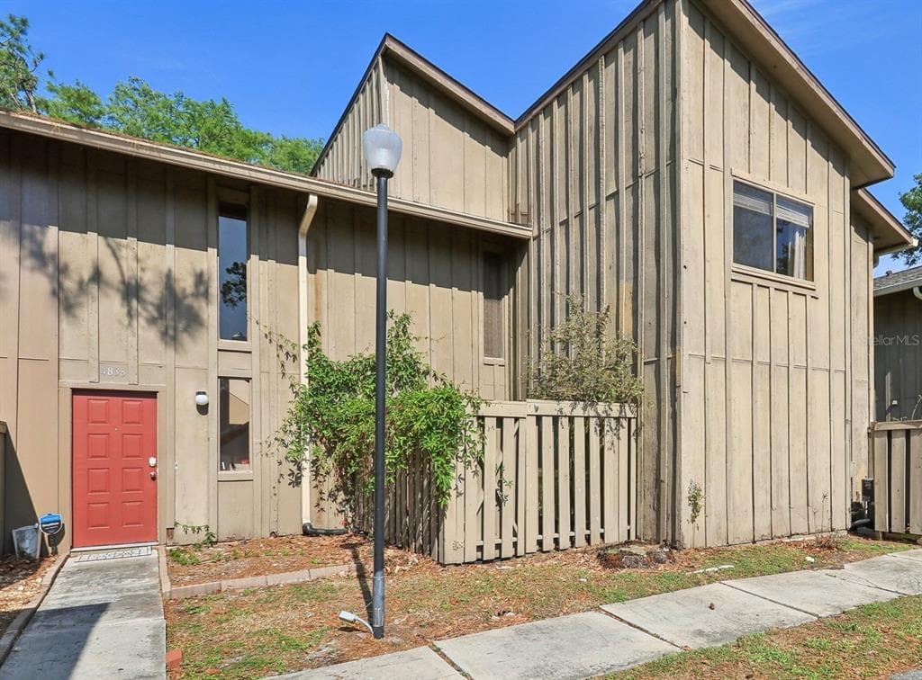 4836 PEBBLE BEACH DRIVE ORLANDO, FL 32811