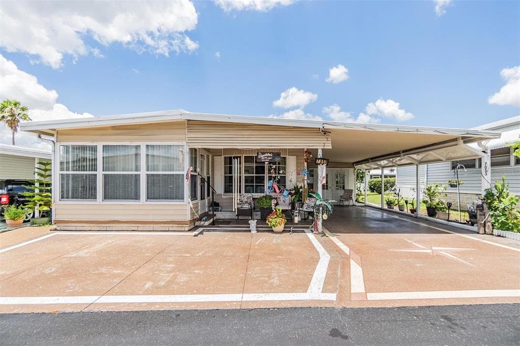 7053 EL CONQUISTADOR STREET ZEPHYRHILLS, FL 33541