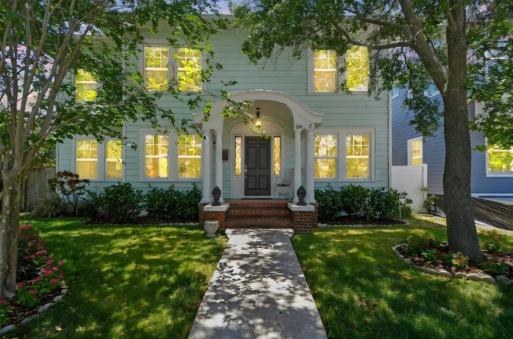 834 26TH AVENUE N ST PETERSBURG, FL 33704