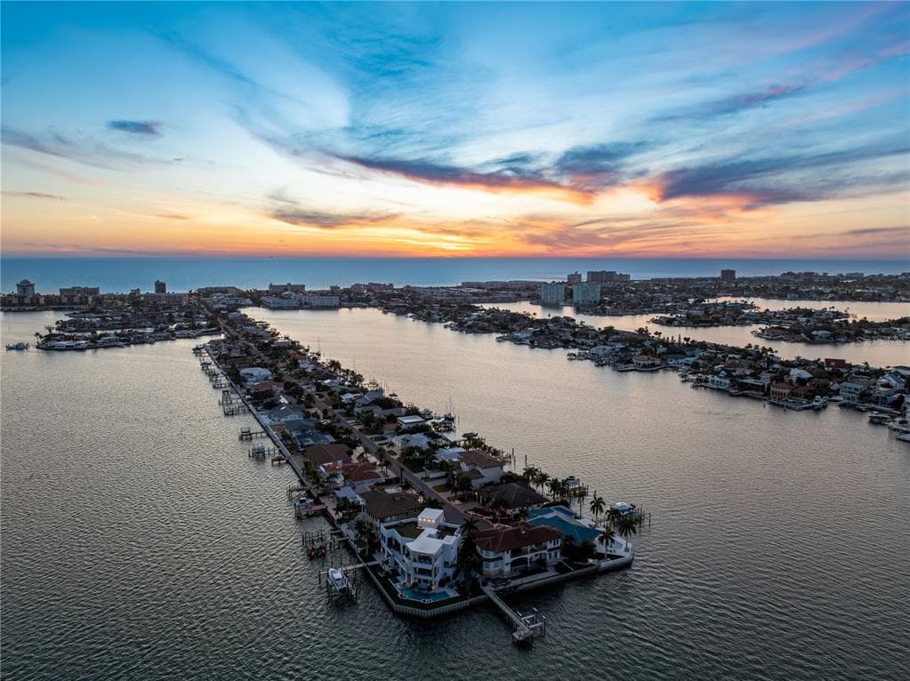5409 PALI WAY ST PETE BEACH, FL 33706