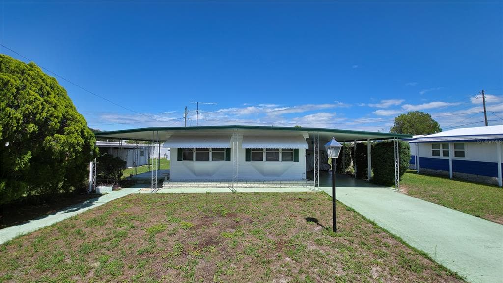 5318 MARY STREET ZEPHYRHILLS, FL 33542