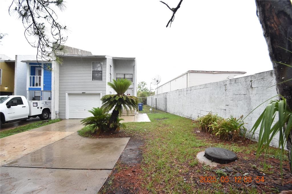 2501 E STANLEY MATTHEW CIRCLE TAMPA, FL 33604