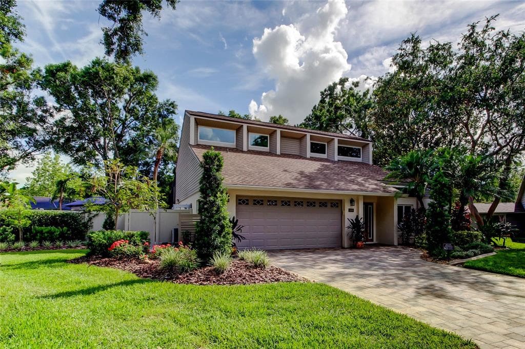 3406 HOLLYHOCK WAY