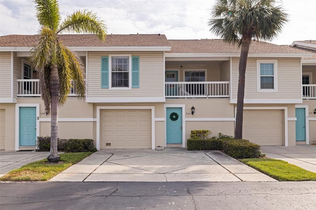 12321 SUN VISTA COURT W UNIT 52 TREASURE ISLAND, FL 33706