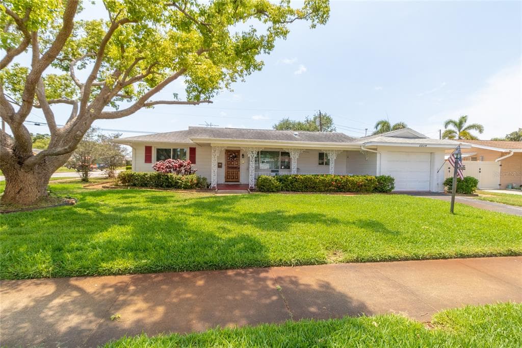 2854 60TH STREET N ST PETERSBURG, FL 33710