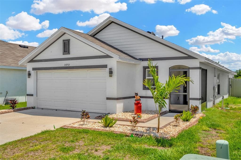 16892 DELIA STREET WIMAUMA, FL 33598