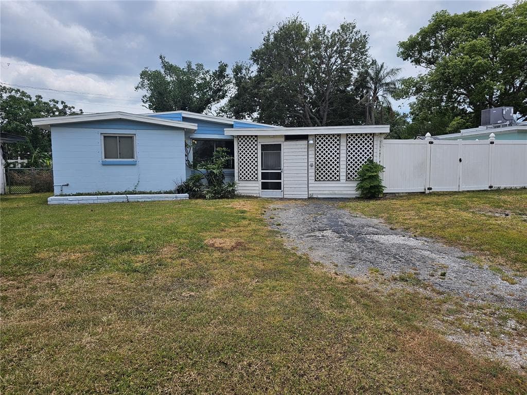 10264 117TH TERRACE LARGO, FL 33773