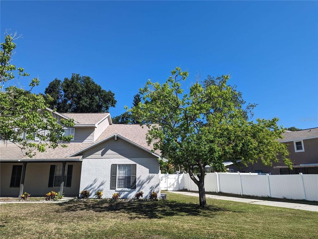 3403 JAMAIS WOOD WAY TAMPA, FL 33618