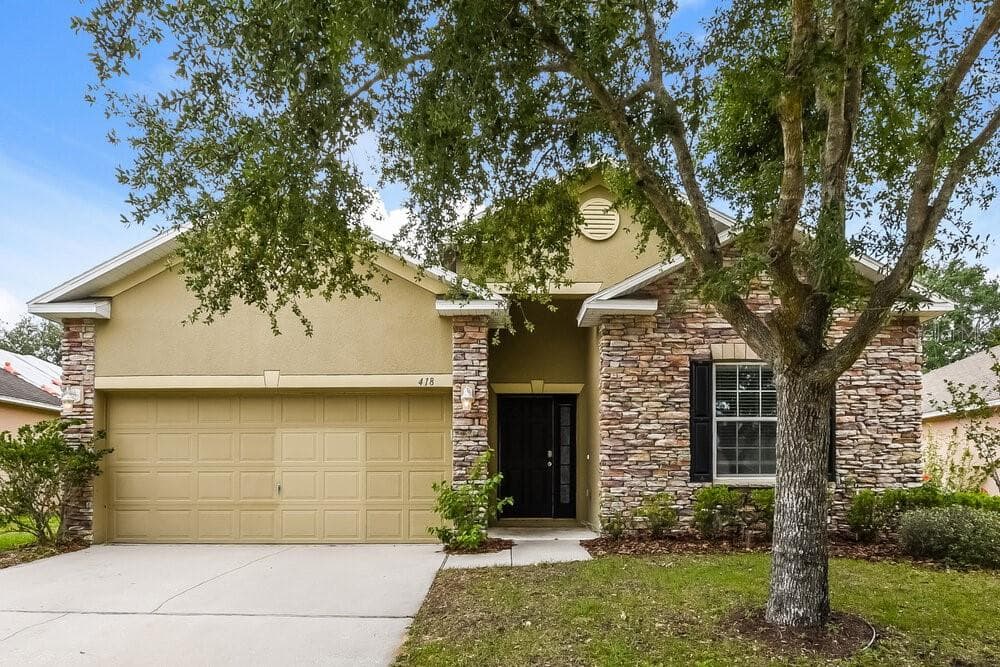 418 HAMMERSTONE AVENUE HAINES CITY, FL 33844