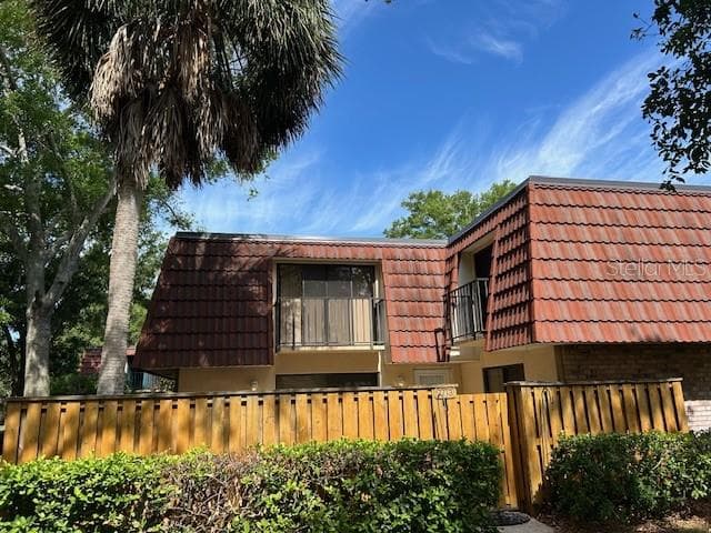 2713 4TH COURT PALM HARBOR, FL 34684