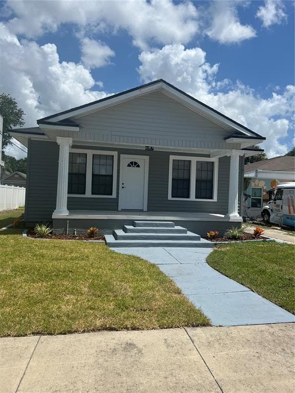 2111 W CASS STREET TAMPA, FL 33606