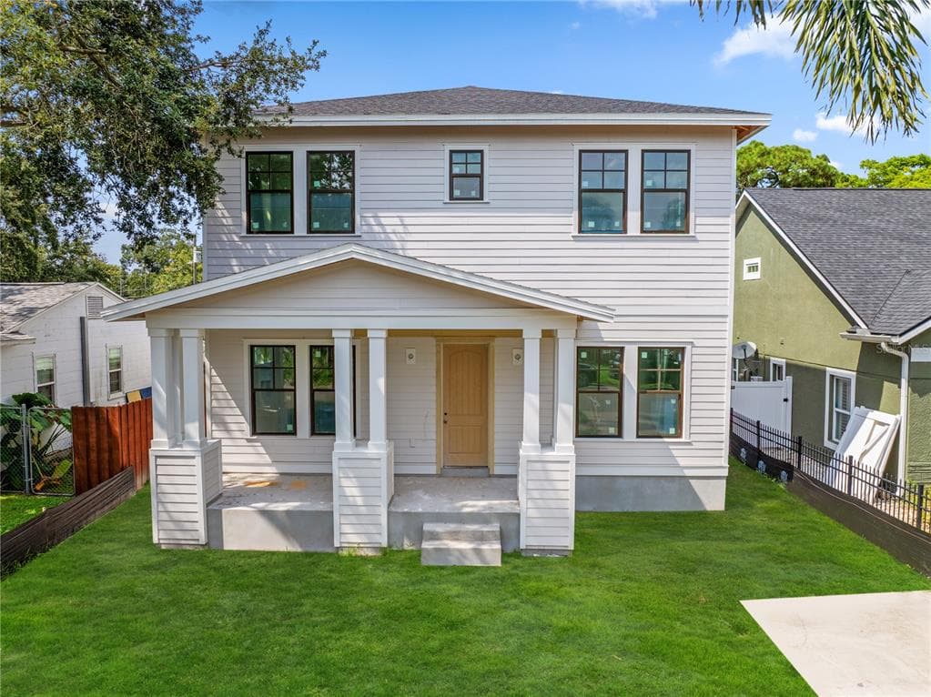 1435 17TH AVENUE N ST PETERSBURG, FL 33704