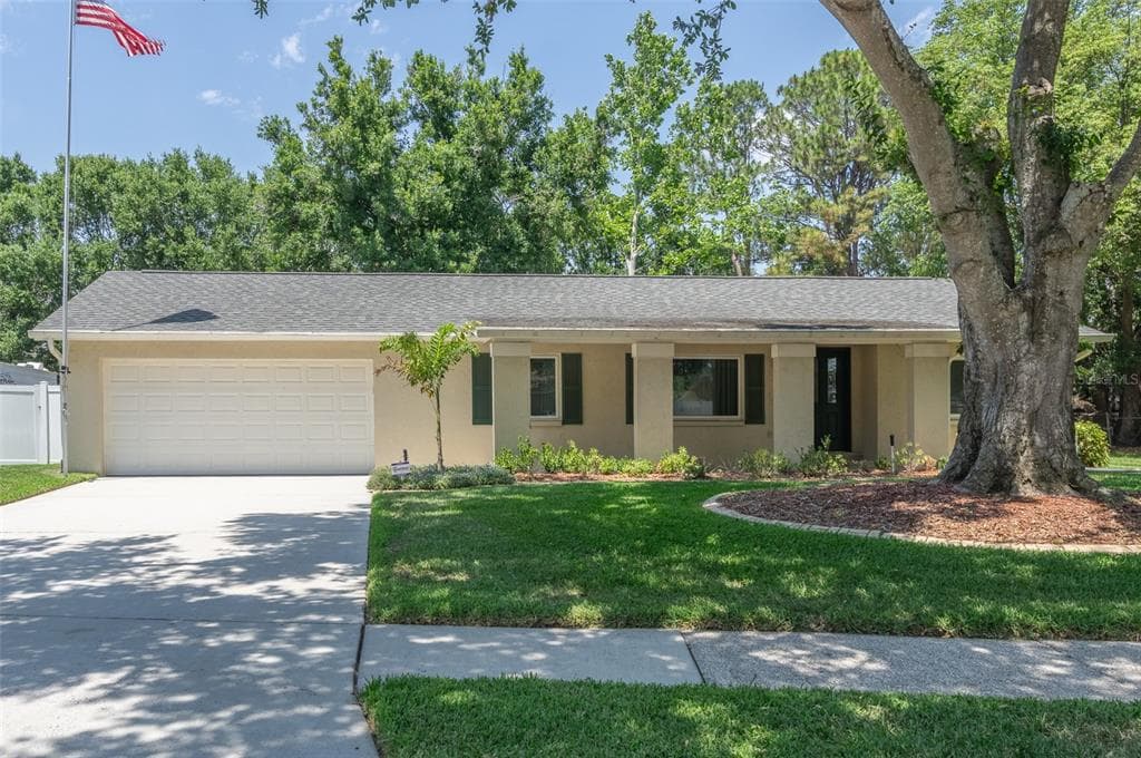 606 BRENTWOOD PLACE BRANDON, FL 33511
