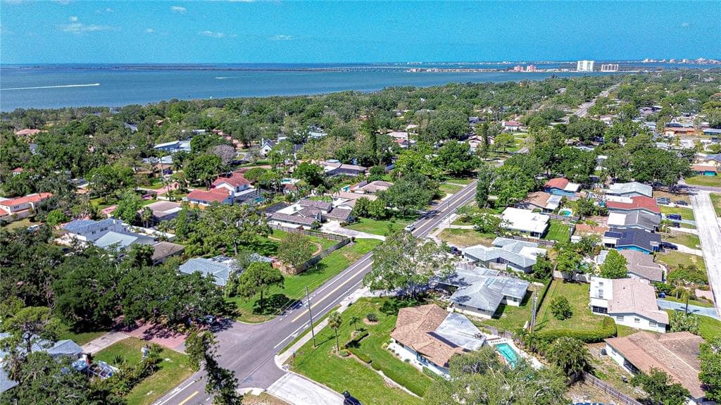 1401 PINELLAS POINT DRIVE S ST PETERSBURG, FL 33705
